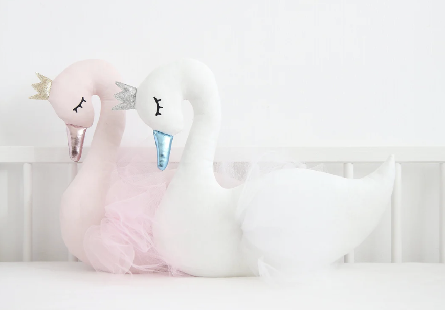 Almohadas de cisne para bebé